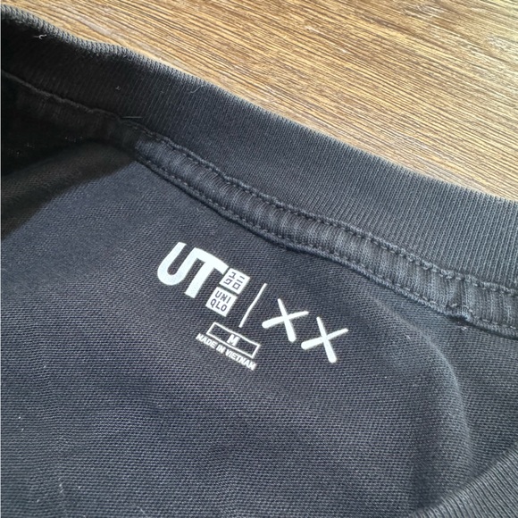 Men’s KAWS T shirt - Picture 3 of 5